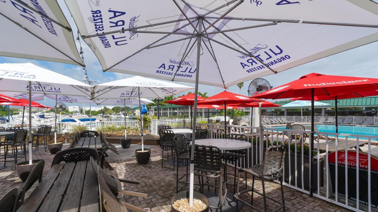 South Bradenton Waterfront Room, Heated Pool, Tiki Bar & Grill المظهر الخارجي الصورة