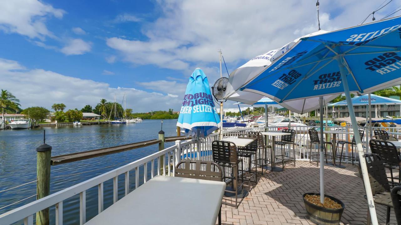 South Bradenton Waterfront Room, Heated Pool, Tiki Bar & Grill المظهر الخارجي الصورة